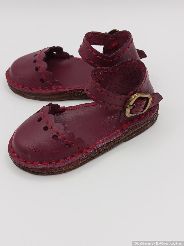 Обувь для руби ред 37 см — Обувь для кукол
