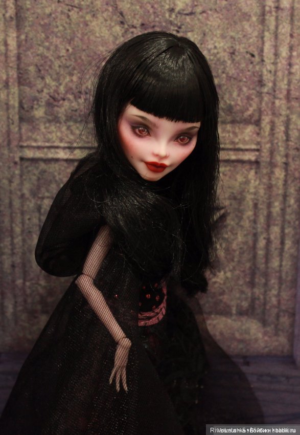 Загадочная Вампирша Monster High с мейком Апрельской Гали (фото 5)