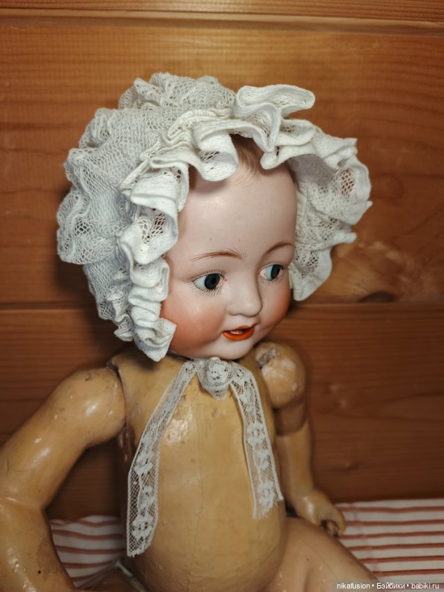 Чепчик - боннет из антикварных тканей для винтажной или антикварной куклы (фото 7)