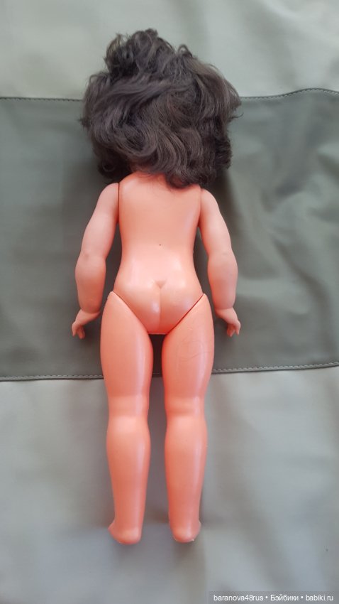 Куколка-красавица Сони (Раунштайн) Винтаж ГДР в родной одежде и обуви с приданным (фото 8)