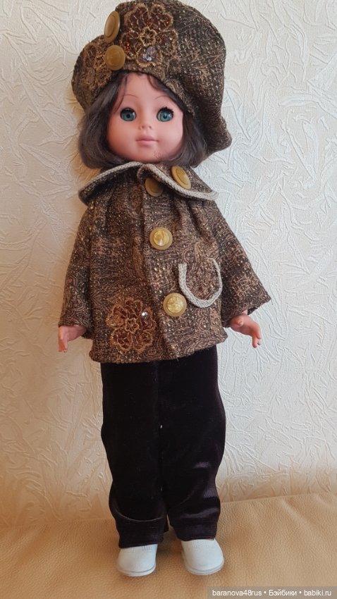 Куколка-красавица Сони (Раунштайн) Винтаж ГДР в родной одежде и обуви с приданным (фото 5)