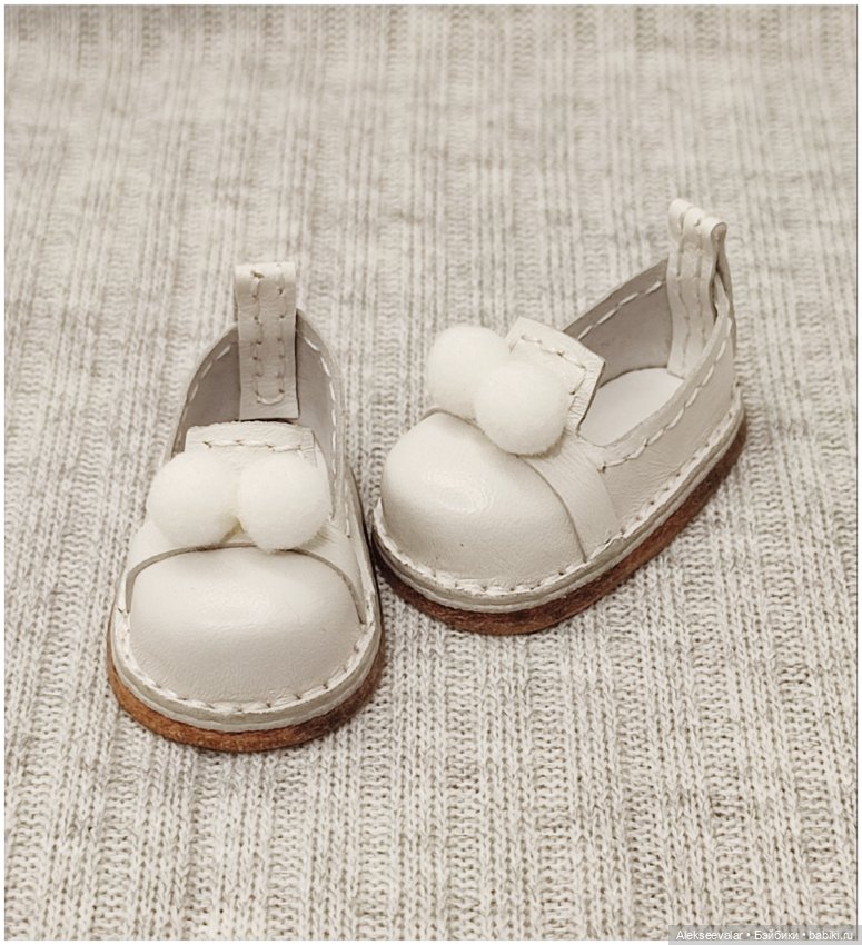 Обувь для кукол Paola Reina