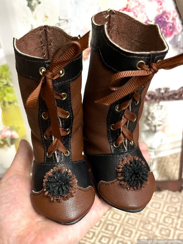 Сапожки для антикварной куклы