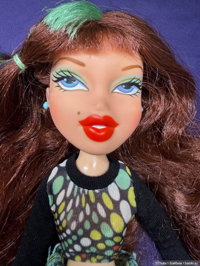 Bratz I-Candy Phoebe (Фиби) — полный комплект, коробка, серия «Карамельки» (фото 3)