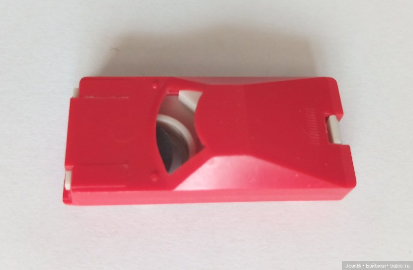 Машинка магнитная от игры "За рулëм" (фото 2)