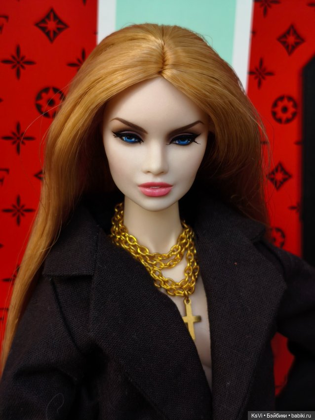 Erin Salston She owns everything