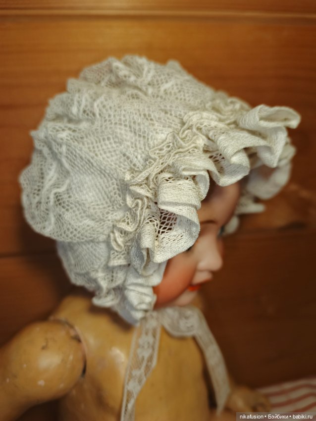 Чепчик - боннет из антикварных тканей для винтажной или антикварной куклы (фото 3)