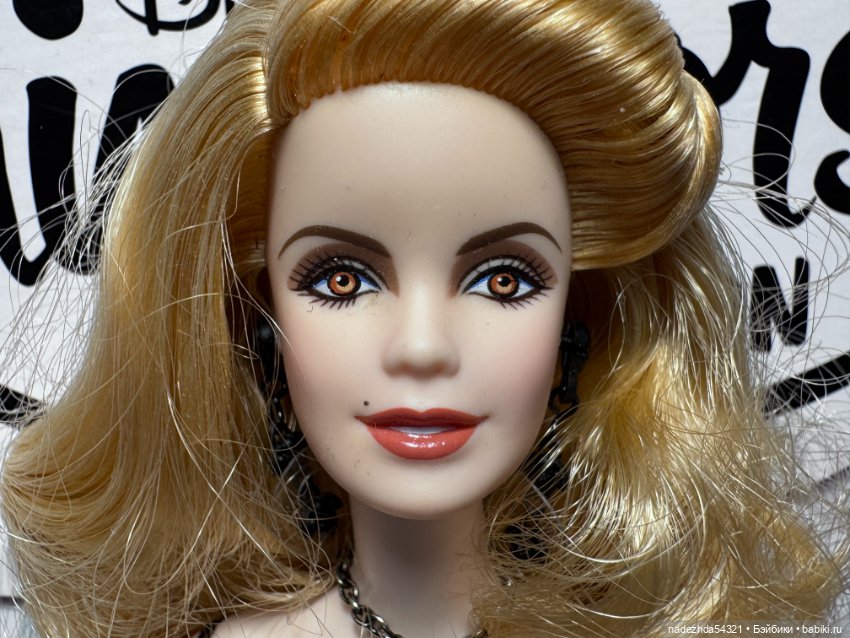 Барби Розали "Сумерки" — Игровые куклы (фото 5)