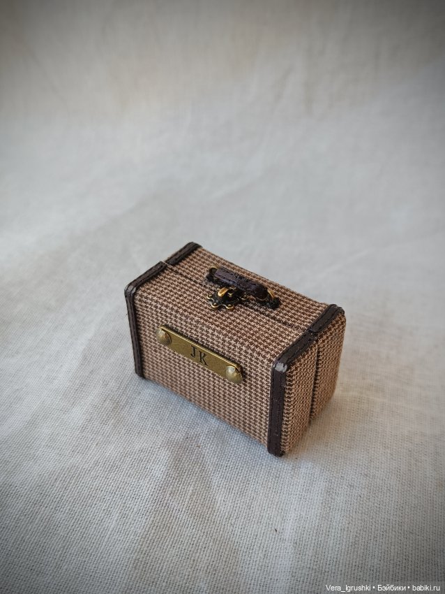 Мини чемодан — Шляпы (фото 3)