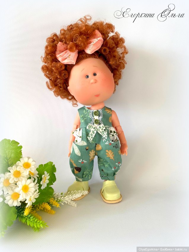 Комбинезоны для большой (30 см) и маленькой (23 см) Миечек