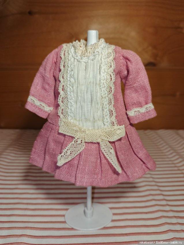 Платье лён на антикварную или винтажную куклу рост 20-22 см