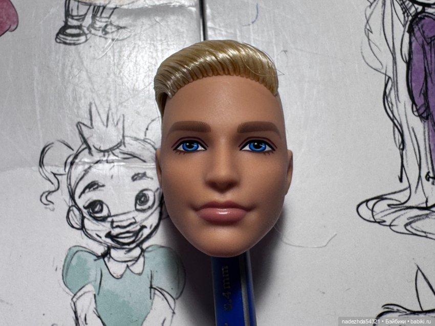 Голова Праздничного Кена блондина. 2025 год