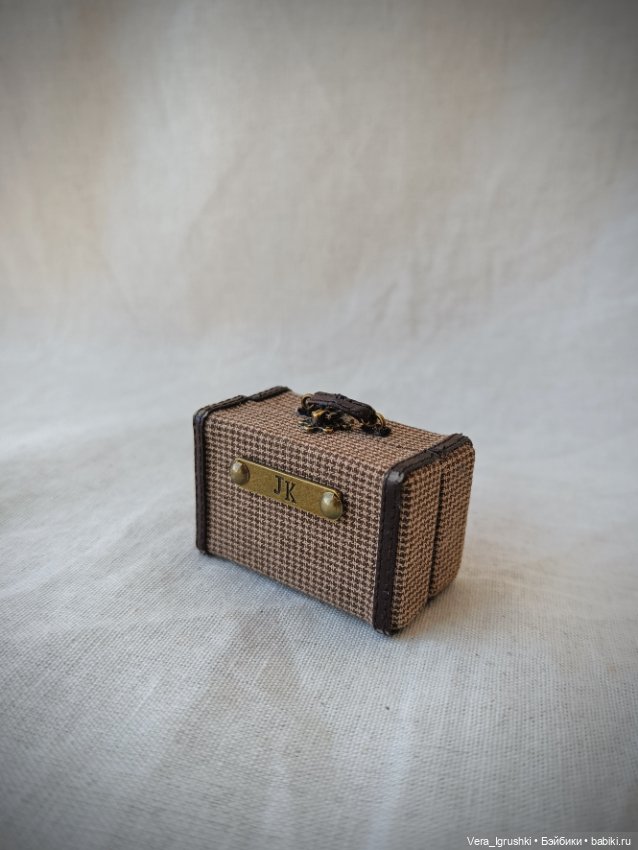 Мини чемодан — Шляпы