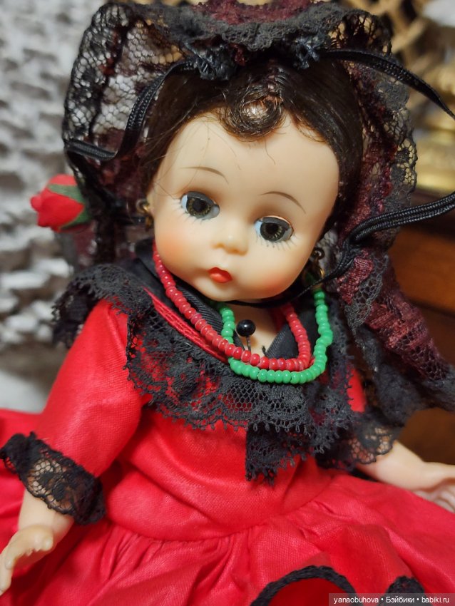 Винтажная куколка испанка Мадам Александр (фото 7)