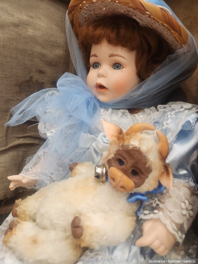 Лот Фарфоровая Немецкая кукла и авторский бычок (фото 3)