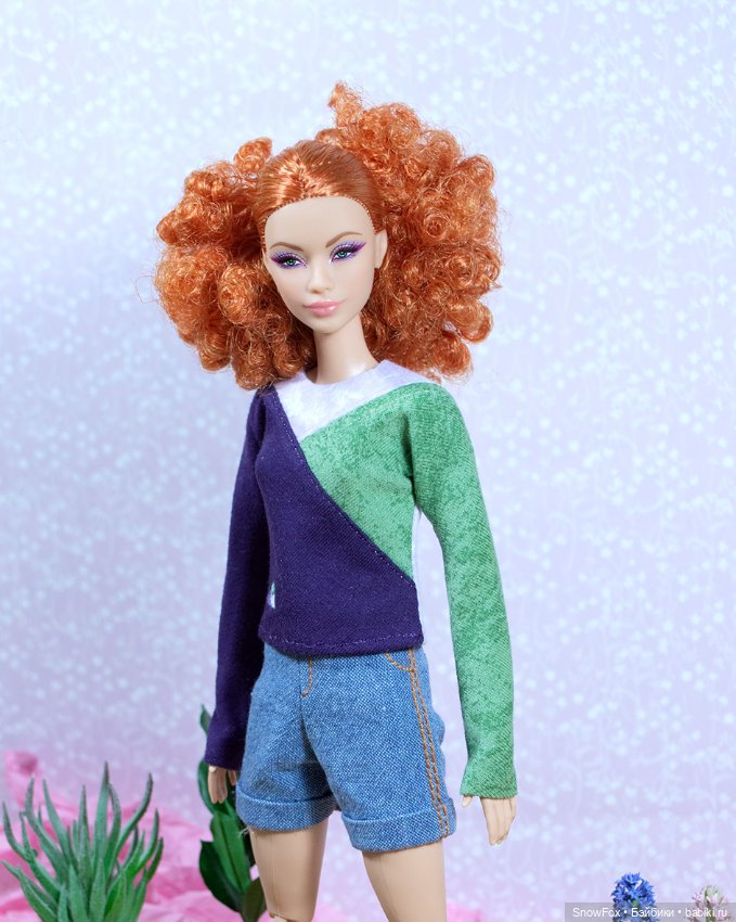 Бадлон "Колорблок 7" с вышивкой для барби (стандарт), бжд (фото 4)