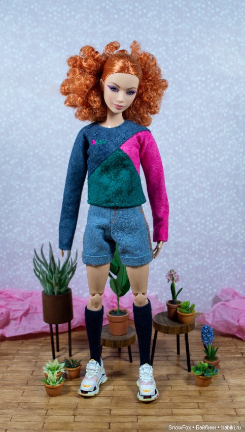 Бадлон "Колорблок 5" с вышивкой для барби (стандарт), бжд (фото 2)