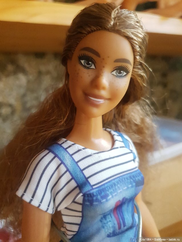 Барби фешенистас с одеждой (фото 3)