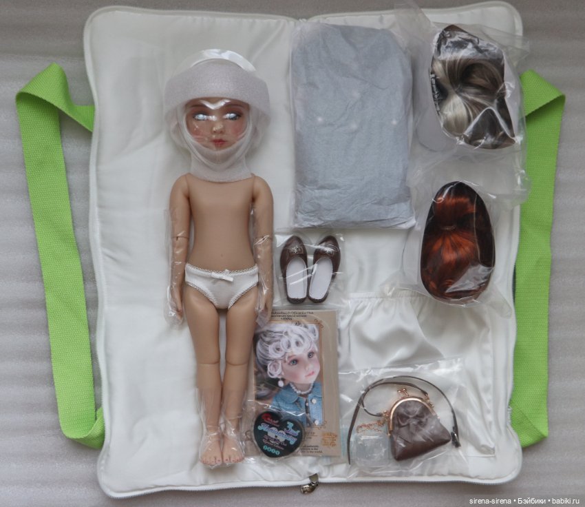 Шикарная клубная Сиенна Руби Ред, Sienna Ruby Red