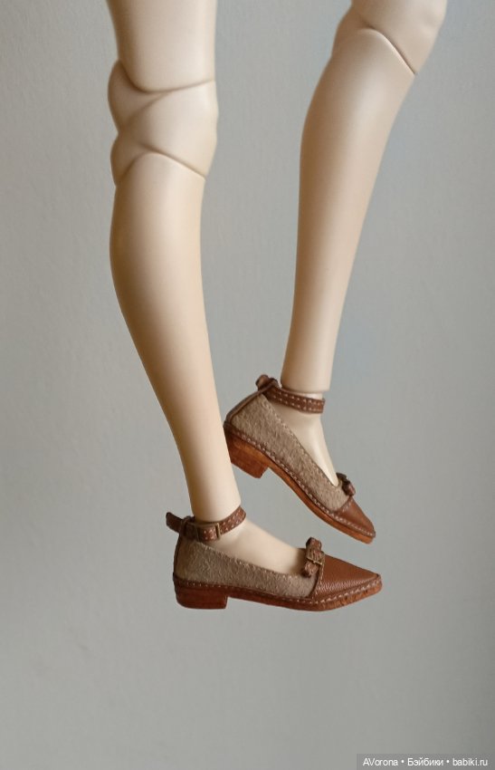 Двухцветный комплект из кожи и замши, три предмета (фото 4)