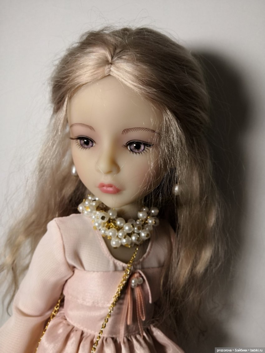 Lou Ruby Red — Коллекционные куклы (фото 6)