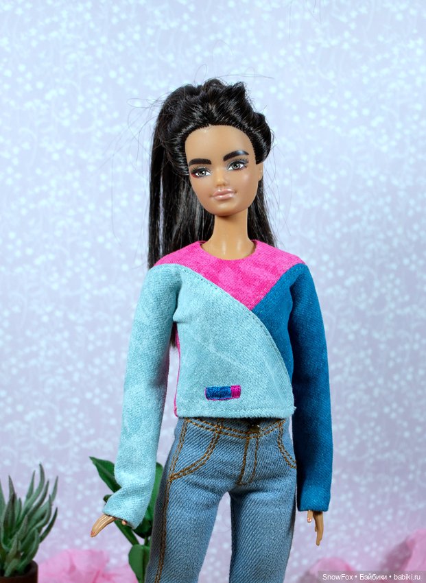 Бадлон "Колорблок 4" с вышивкой для барби (стандарт), бжд (фото 4)