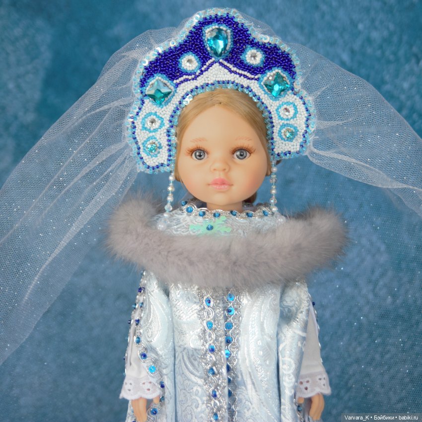 Комплект "Снегурочка" для Paola Reina 32 см (фото 2)