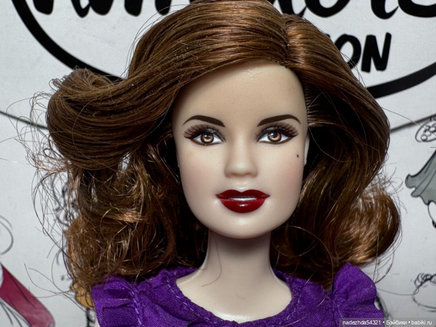 Барби Эсми "Сумерки" — Игровые куклы (фото 4)