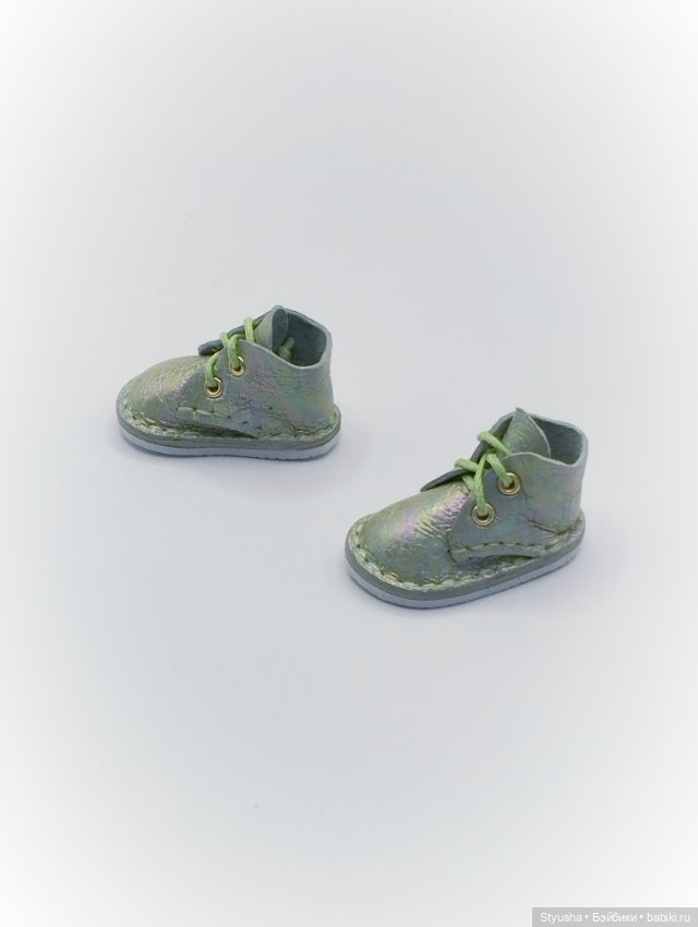 Kruselings ботинки для кукол Крузелингс салатового цвета с радужным эффектом (фото 4)
