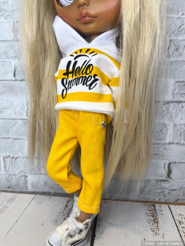 Продаю новую одежду для кукол Блайз (фото 2)