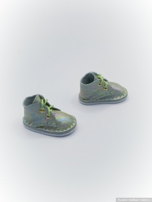 Kruselings ботинки для кукол Крузелингс салатового цвета с радужным эффектом (фото 3)