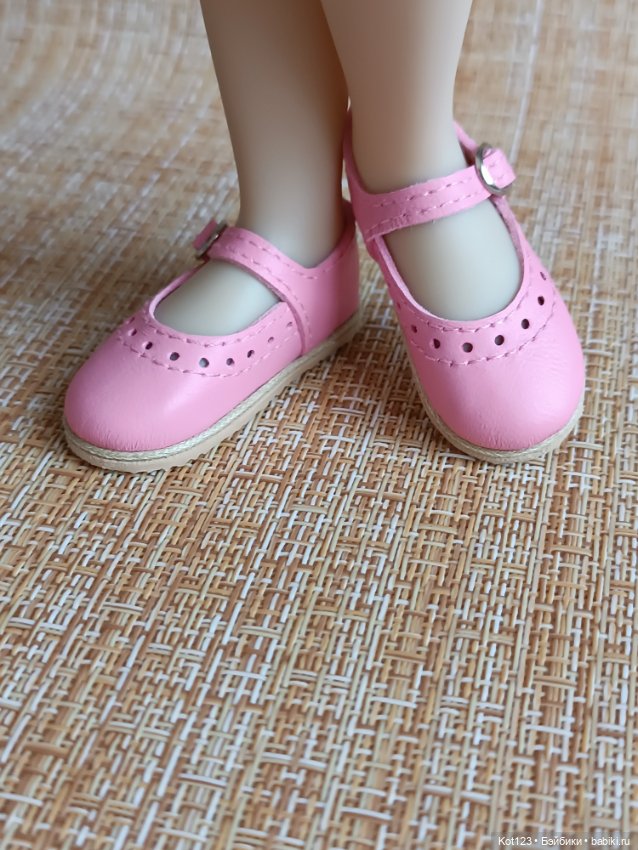 Туфельки для Руби Ред Ruby Red Fashion Friends (фото 5)