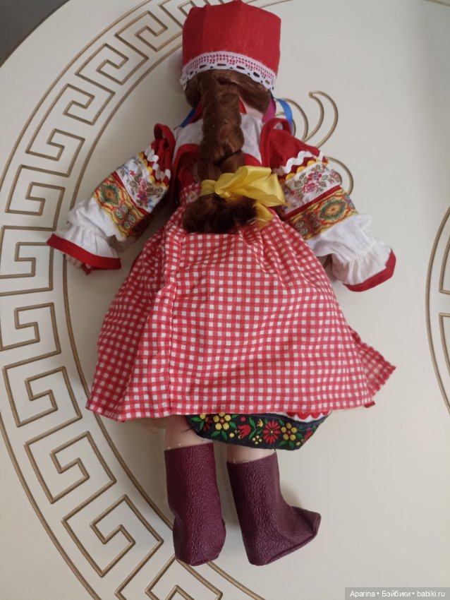 Кукла в национальном костюме 70 ые годы (фото 4)
