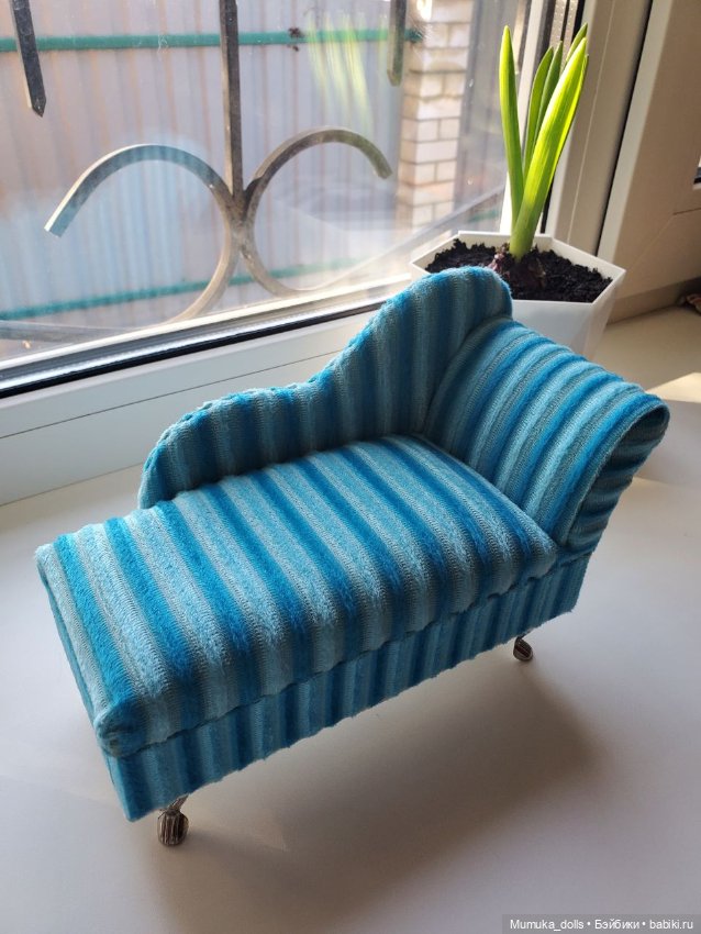 Софа из бархата на металлических ножках (фото 2)