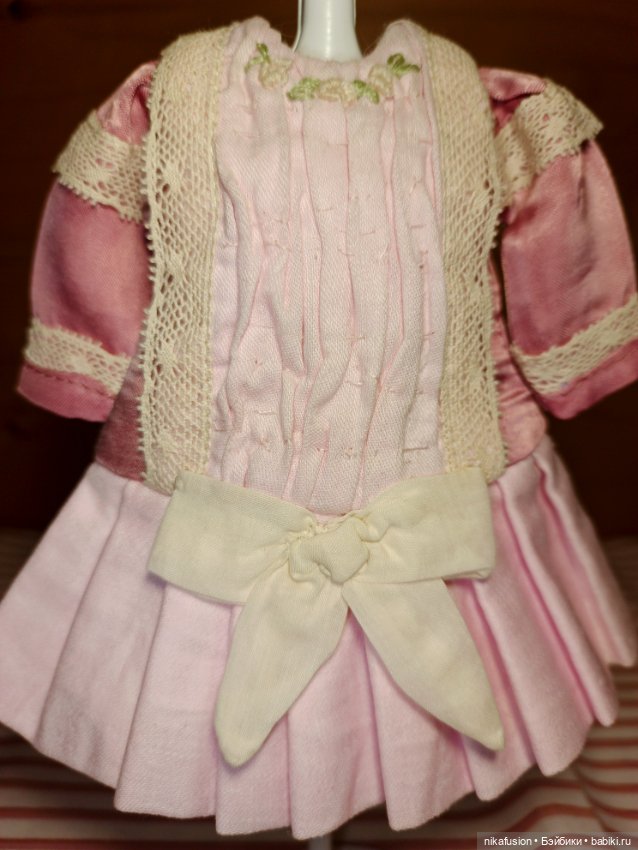 Платье шёлк на антикварную или винтажную куклу рост 22-24 см (фото 4)