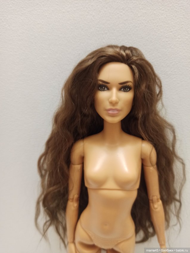 Гибрид головы чудо-женщины, прошитой локонами козы на mtm теле (фото 8)