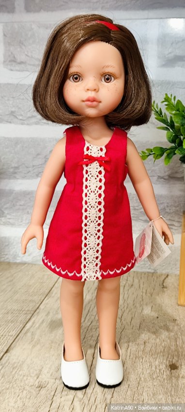 Кэрол в наряде от Лифенко (фото 3)