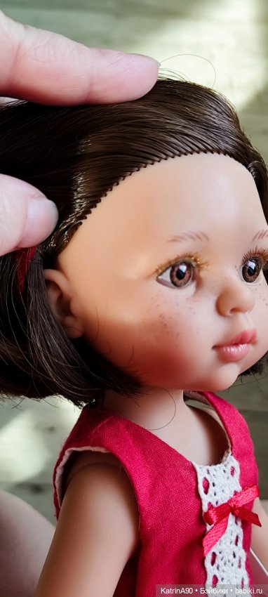 Кэрол в наряде от Лифенко (фото 4)