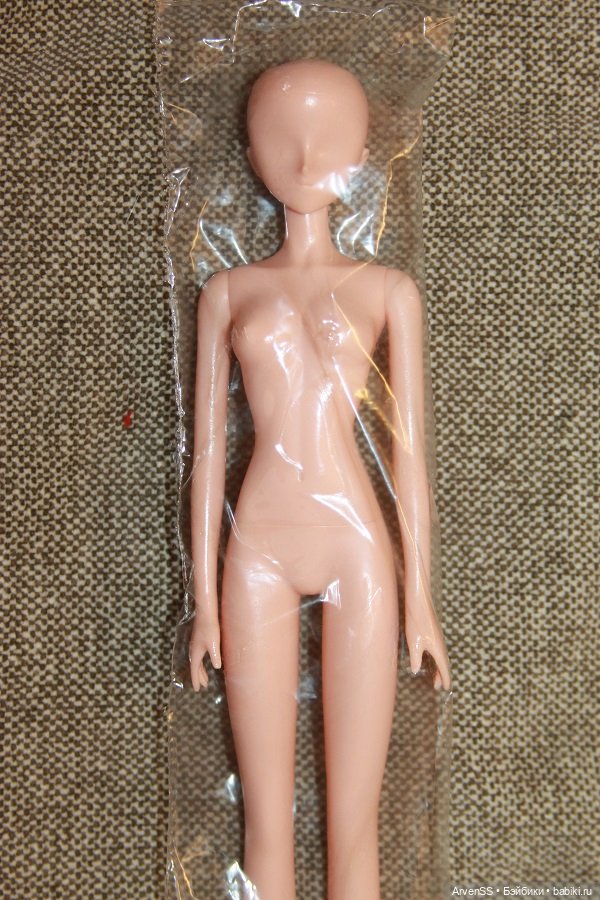 Голова Volks UFN 03 на полустатичном теле Beauty A Type (фото 3)