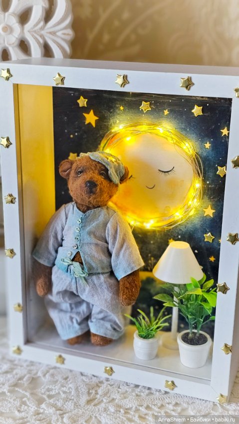 Мишка в коробочке игрушка-ночник