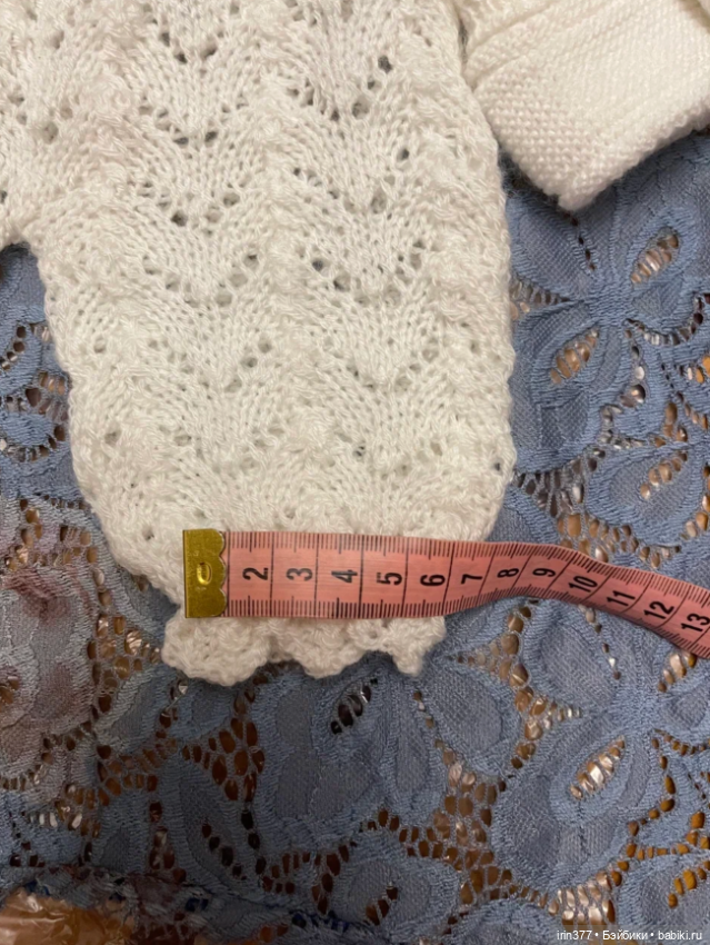 Костюмчик вязаный с пинетками для антикварной или любой другой куклы (фото 9)