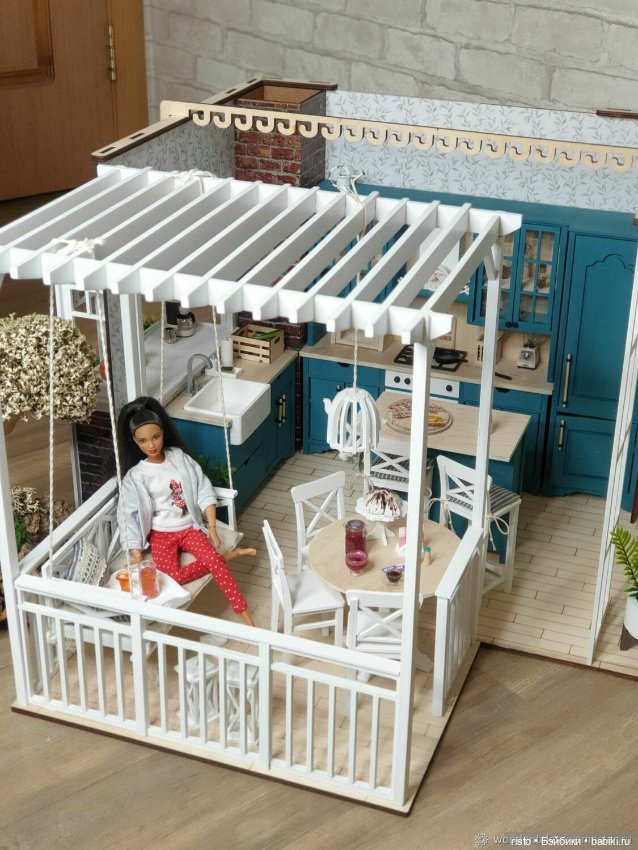 Белые подвесные качели для кукол формата 1/6 от Woodentales