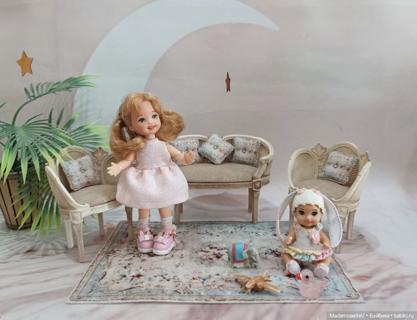 Комплект "Винтаж" - диванчик, два кресла, ковер, подушки