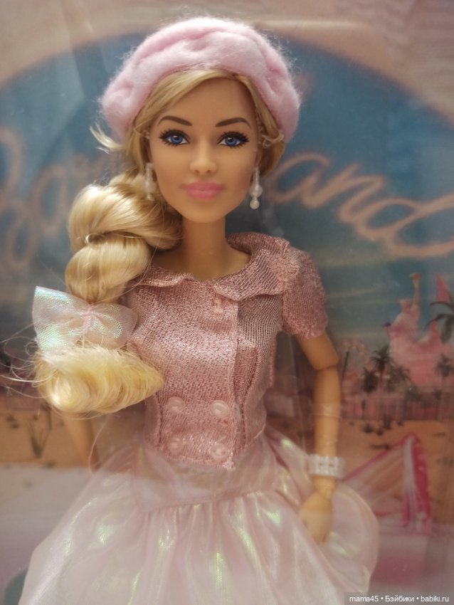 Барби Марго Роби розовый берет Barbie (фото 2)