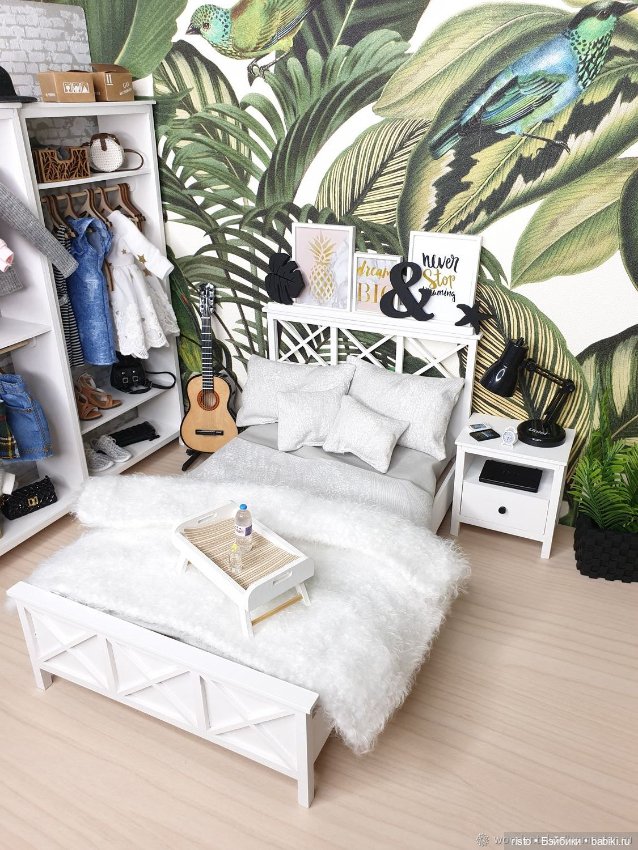 Белая кровать для кукол формата 1/4 и 1/6 от известных мастеров Woodentales