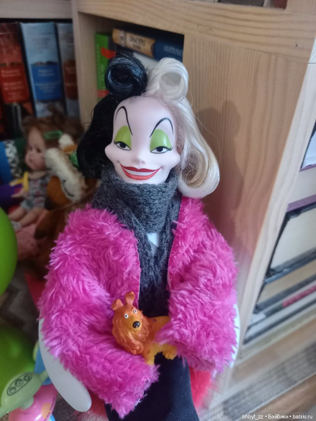 Круэлла Де Виль на теле обицу 22 Фулл сет (фото 8)