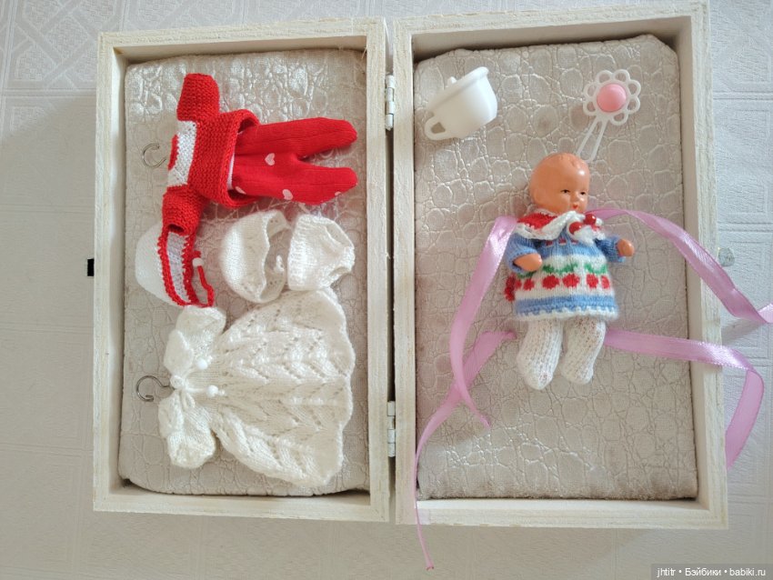 Пупс ГДР, керамический с приданным