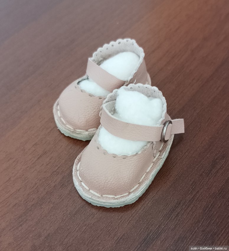 Обувь для кукол