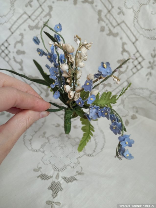Винтажный букетик из первоцветов (фото 2)