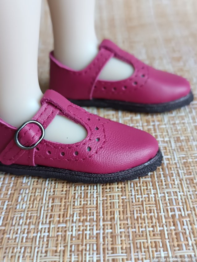 Лот обуви для Руби Ред Ruby Red Fashion Friends (фото 7)